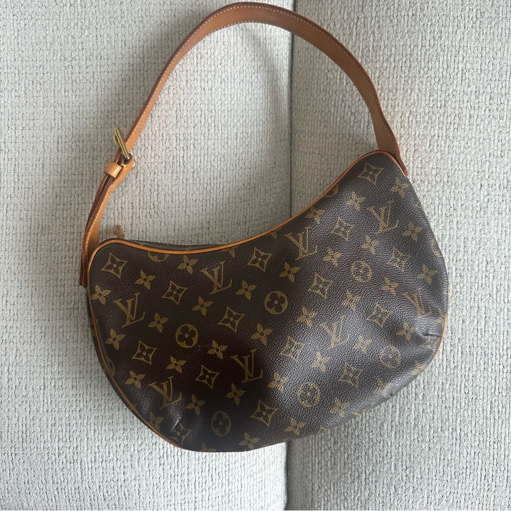 Louis Vuitton Croissant MM Bag